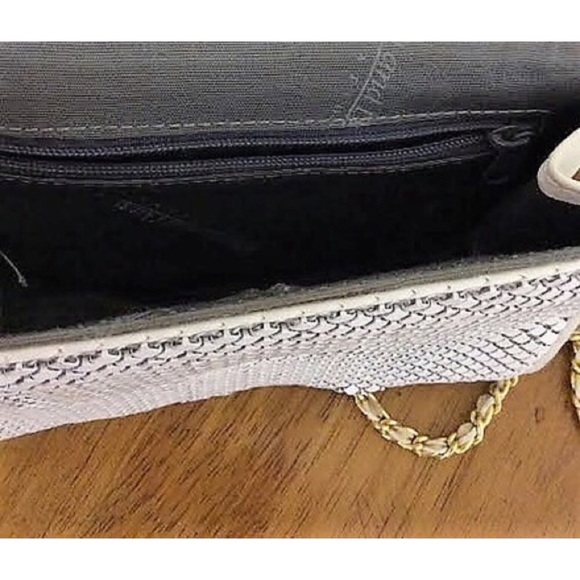 Whiting & Davis Small Mesh Vintage Shoulder Bag - Picture 4 of 4